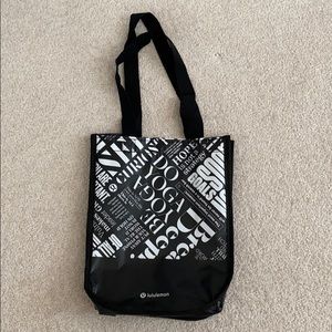 Lululemon bag